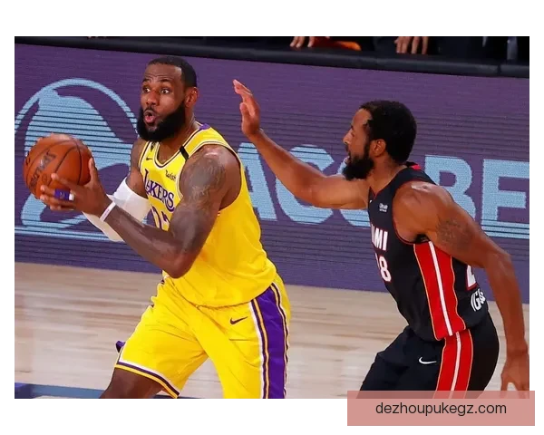 湖人客场不敌开拓者防线崩塌詹眉苦撑难回天西部排名再起巨大波澜